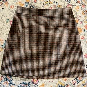 EUC J Crew Factory Wool houndstooth skirt